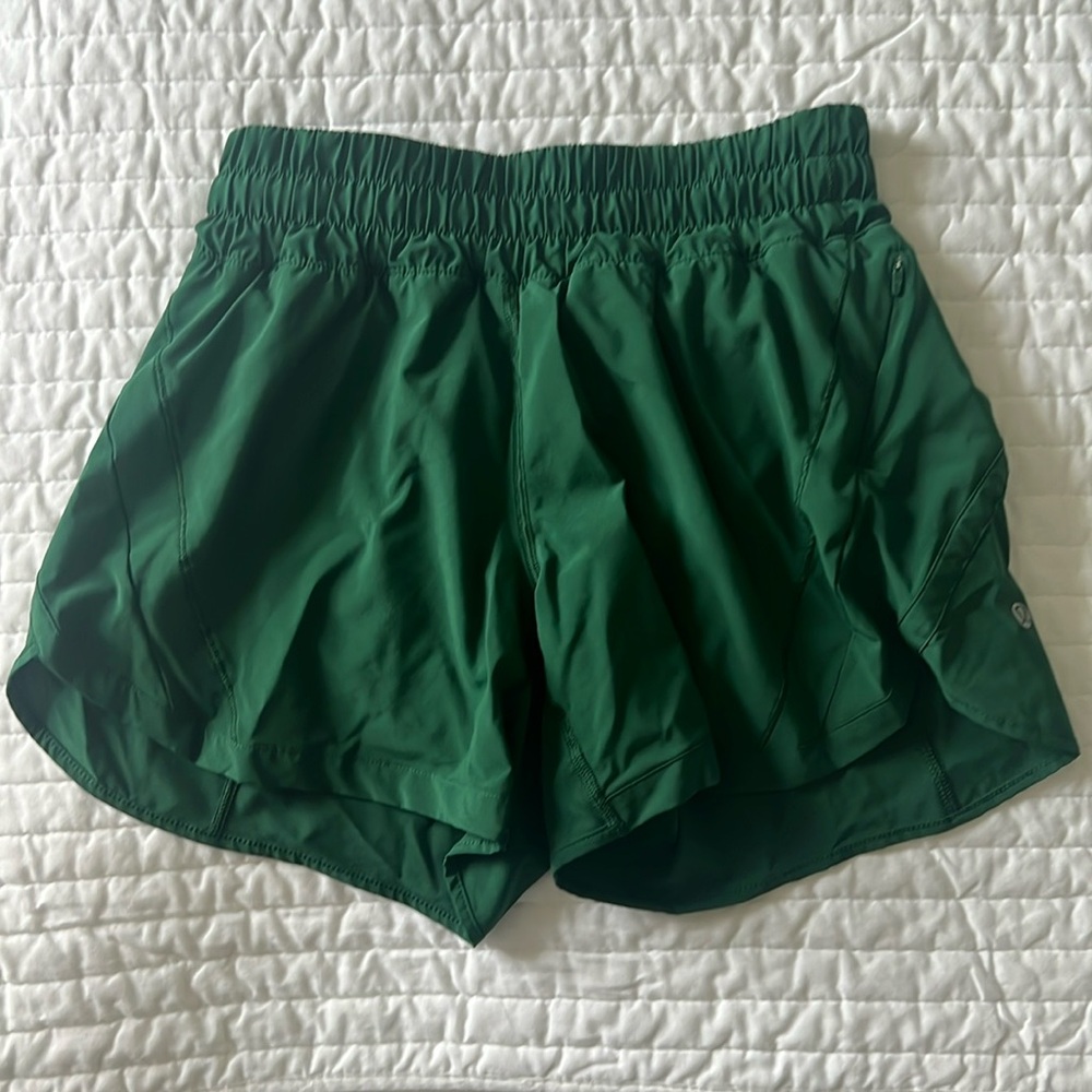 Lululemon track that shorts